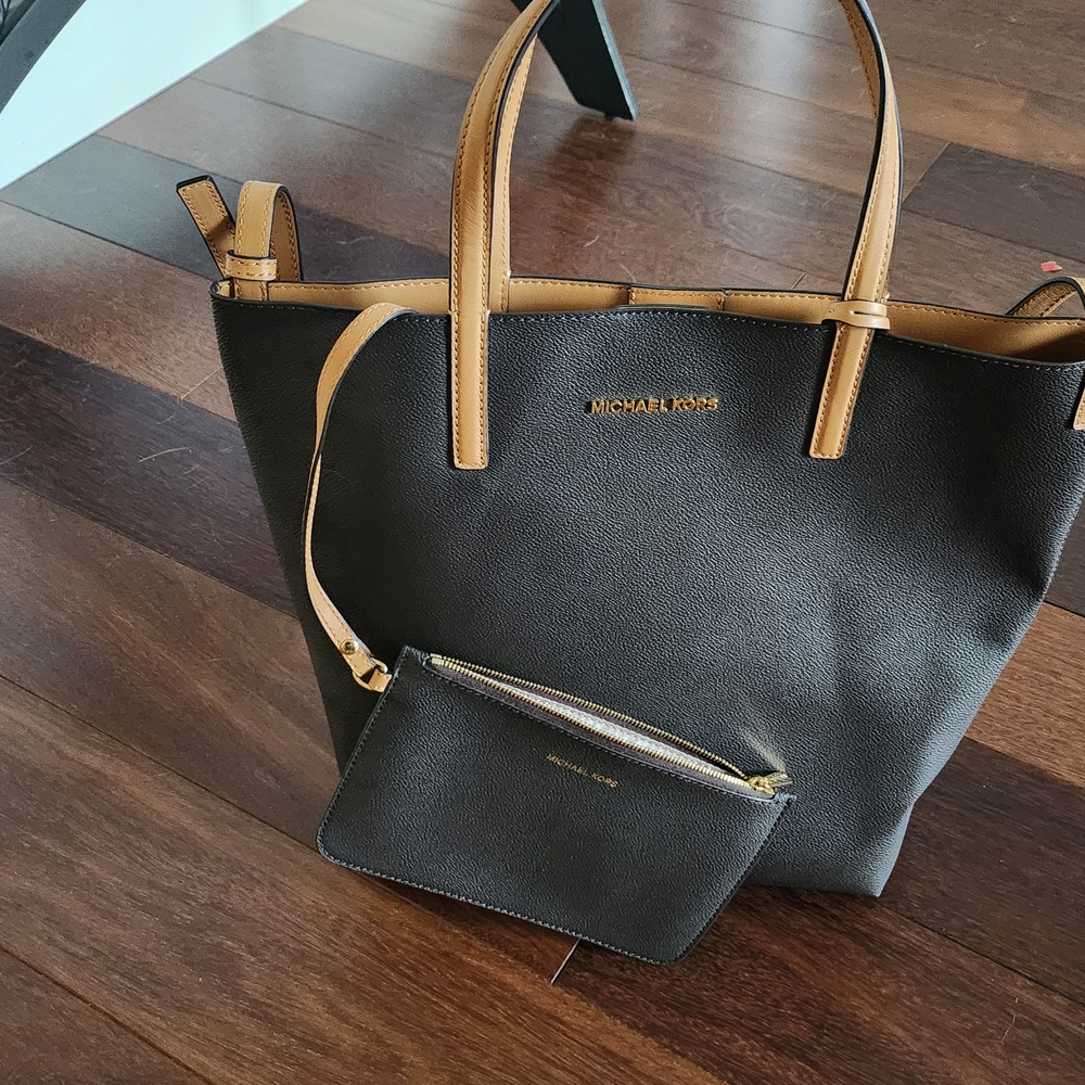 Michael Kors Black and Tan Women's Tote Bag + Wallet